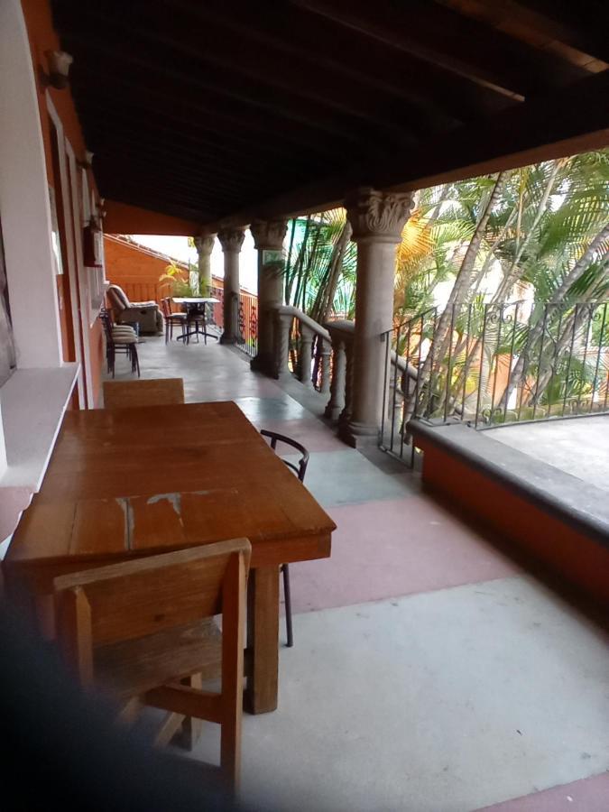 Posada cocos Cuernavaca Exterior foto